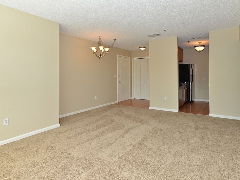 1st image of 11901 4th St N APT 1107