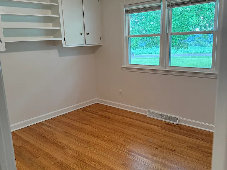 2108 Enterprise Rd — Photo 9