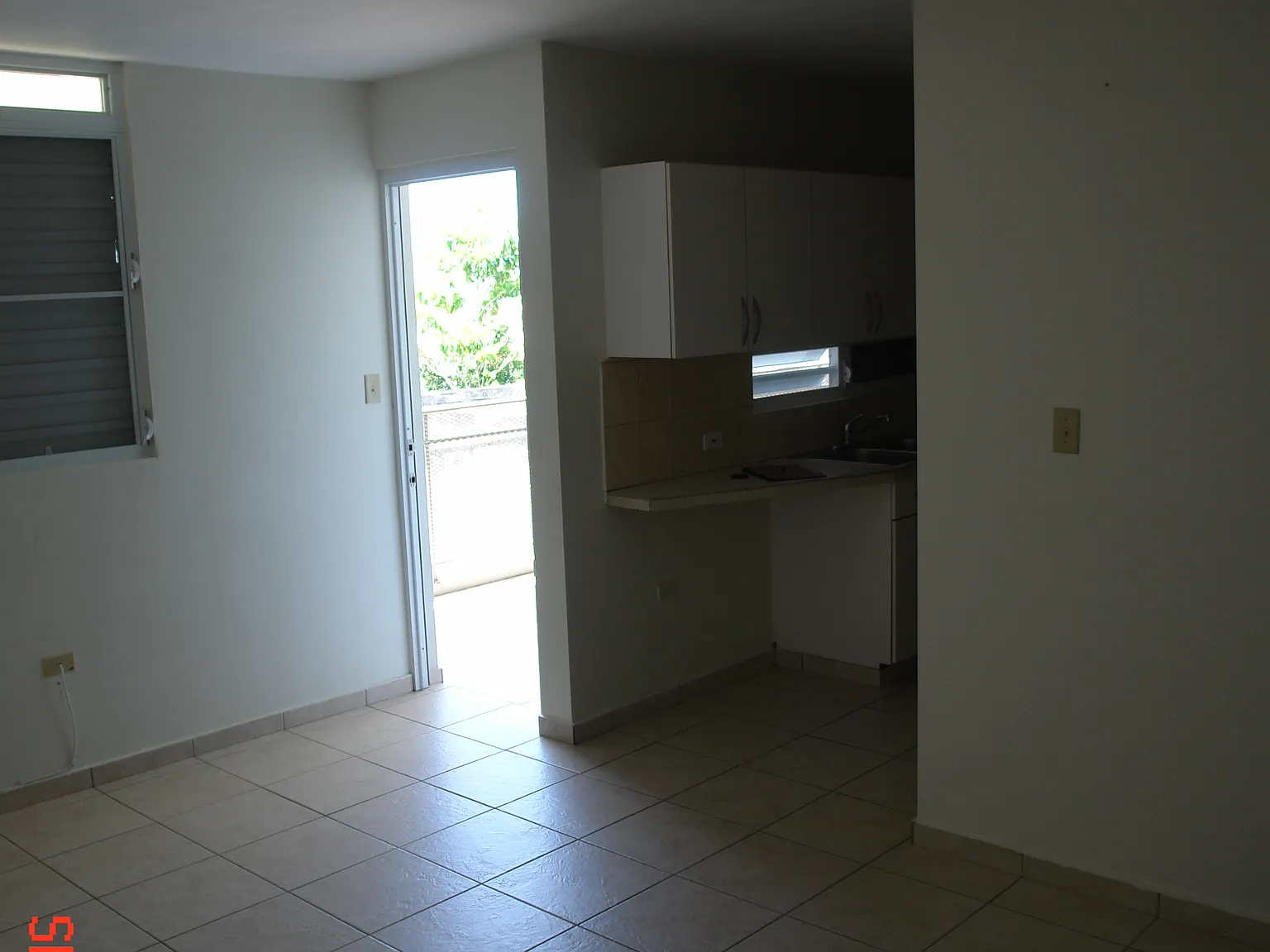 2 bed, 815 sqft, $795 — Photo 3