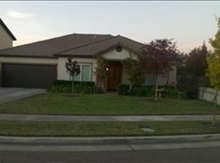 124 W Elkhorn Ave, Visalia, CA 93277