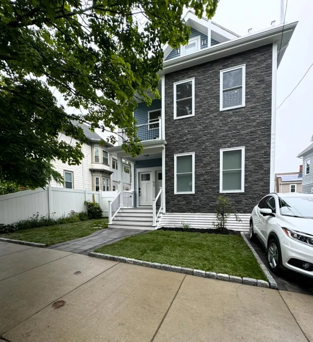 22 Garland Ave — Photo 2