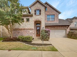 2857 Wellbourne Dr, Carrollton, TX 75006