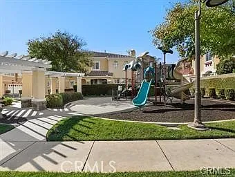 4164 Terraza Way #B — Photo 4