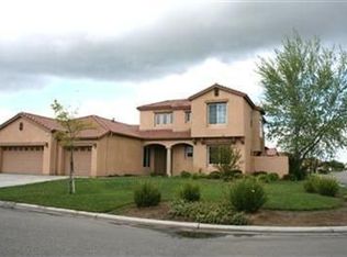 8830 Laguna Dr, Chowchilla, CA