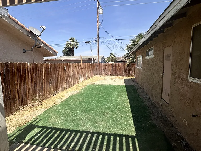 52174 Avenida Villa — Photo 10