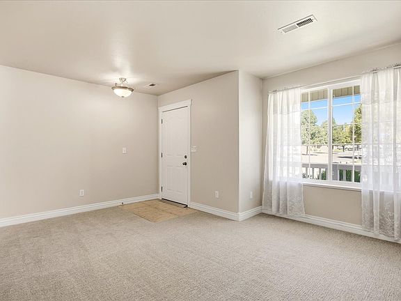 4th image of 1025 W 2250 N
