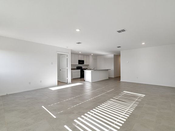 2nd image of 7809 Thornton Dr