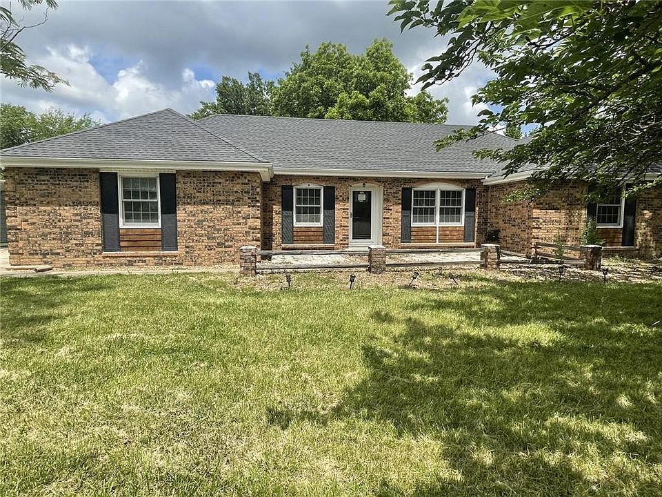 1st image of 1603 Highland Dr