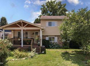 5004 Woodsend Rd, Louisville, KY 40229