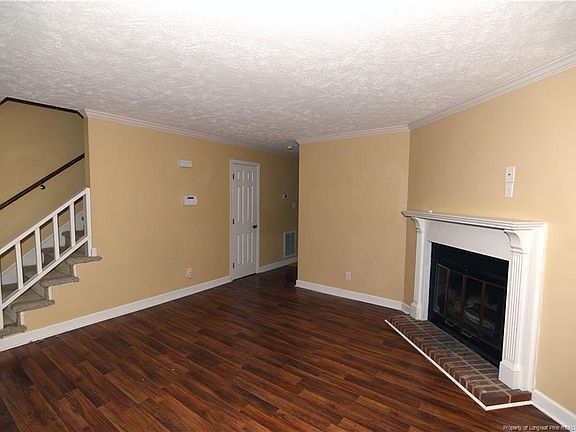 4th image of 4809 Pinedale Blvd