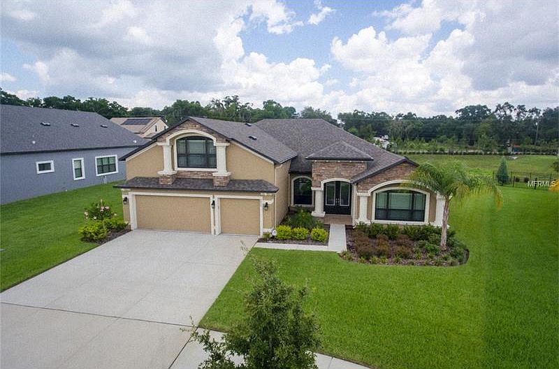 1st image of 2827 Colewood Ln