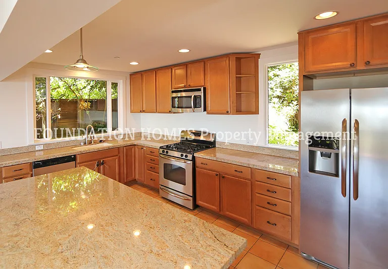 173 Prospect Ave — Photo 2