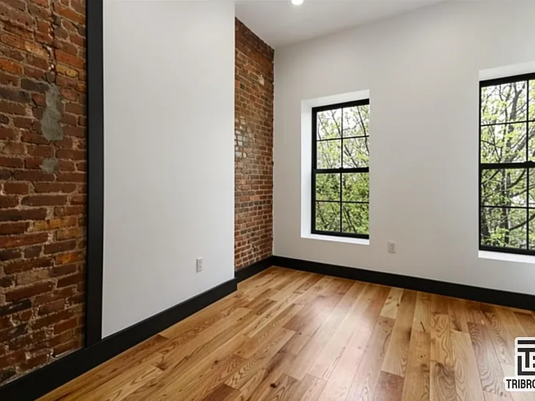 758 Putnam Ave #4 — Photo 5
