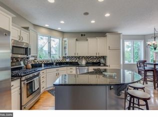 18400 Chennault Way, Eden Prairie, MN 55346