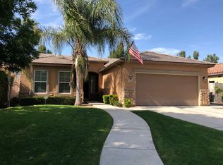 11606 Starlight Dr, Bakersfield, CA 93312