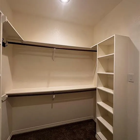250 Southlake Dr — Photo 18
