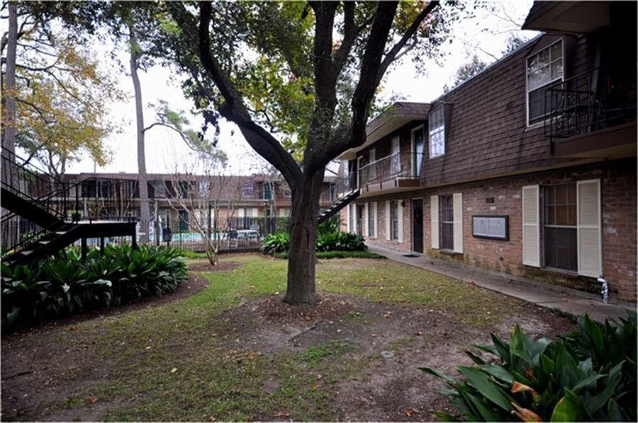 1st image of 9009 Gaylord St