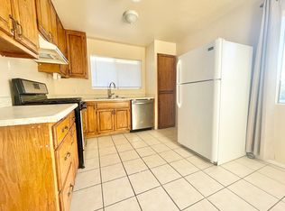 5709 Willowcrest Ave #D, North Hollywood, CA 91601