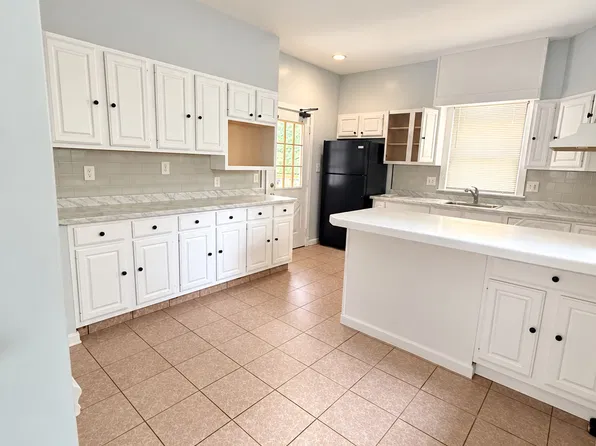 115 Third Street, Hamden, CT 06514
