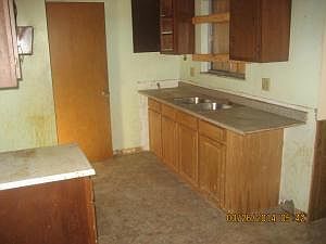 3rd image of 1406 Weldon Ave