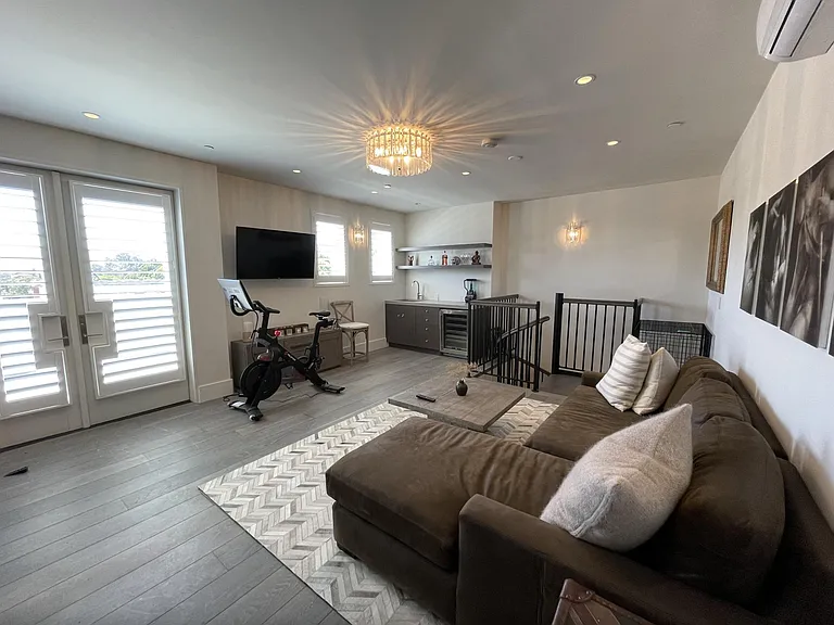 1125 Garden St #6 — Photo 6