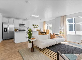 1338 S Bullfrog Ln, Washington, UT 84780