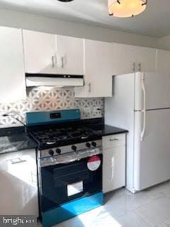 5th image of 10619 Kenilworth Ave #K4