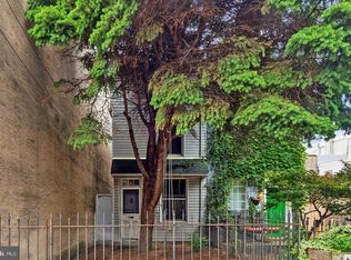 2306 E Dauphin St, Philadelphia, PA 19125