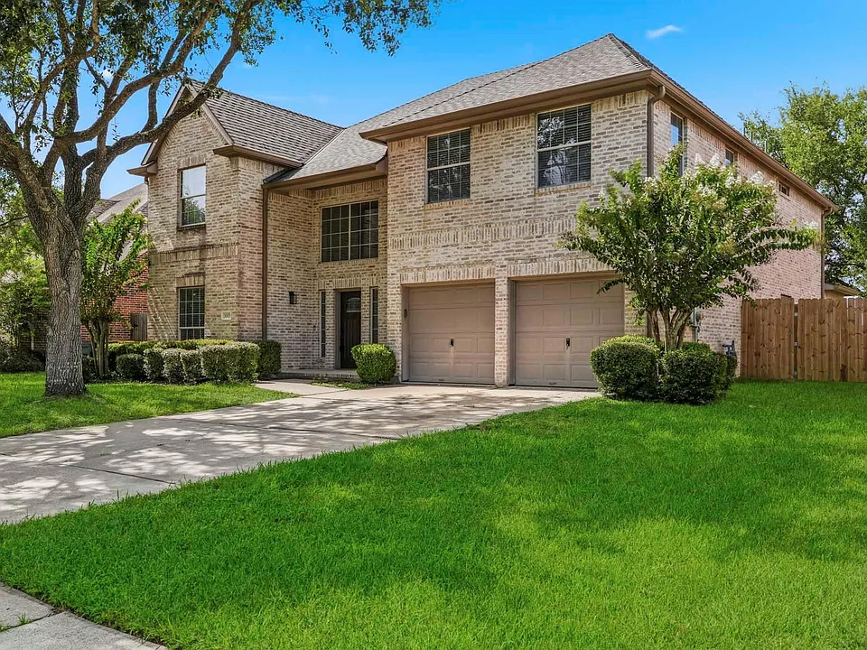 3007 Eagle Lake Dr