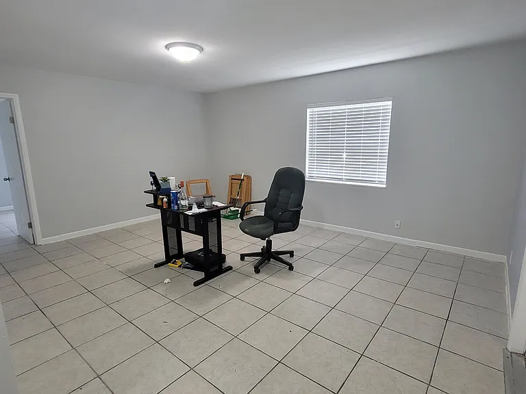 1021 N 61st Ave #1021 — Photo 7