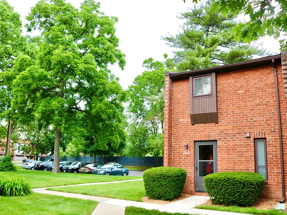 1st image of 106 Lancelot Ln