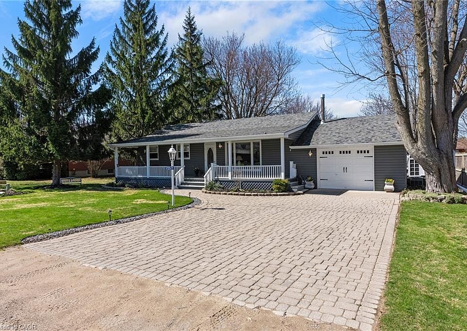 1st image of 72571 Duchess Cres