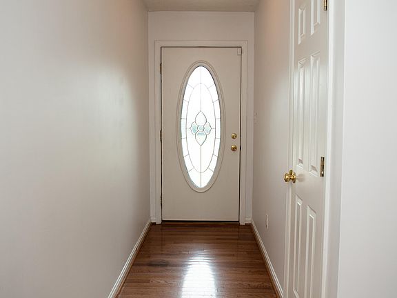 4th image of 140 W Emerald Cir