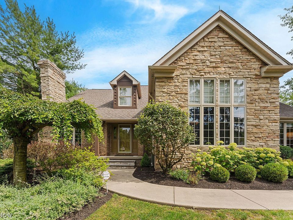1st image of 3825 Weymouth Woods Dr