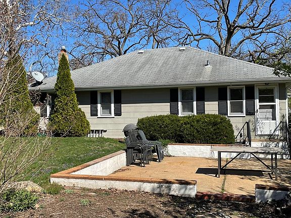 3rd image of 2425 Rockford Ave