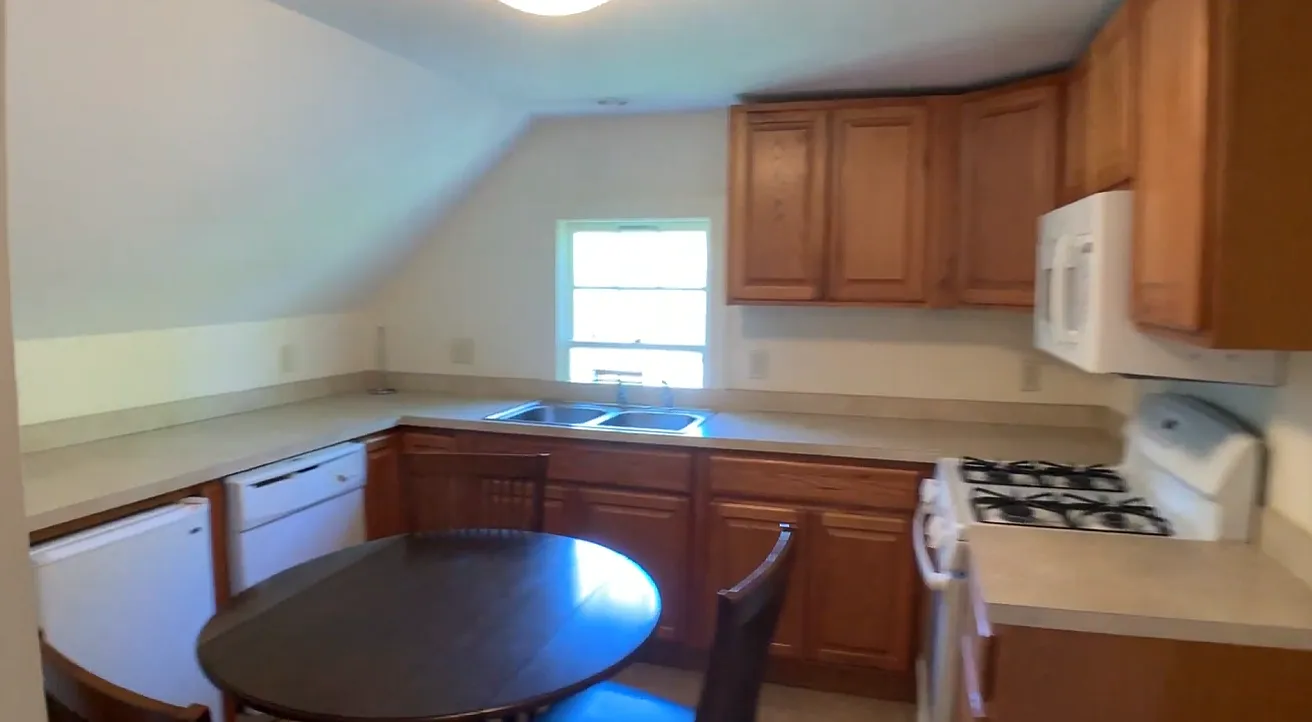 114 Highland Place - 4 — Photo 2