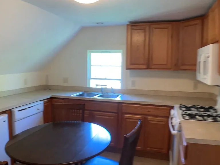 114 Highland Pl #2-3-4 — Photo 12