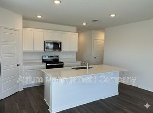 1254 Alstonia Ln, Mount Dora, FL 32757