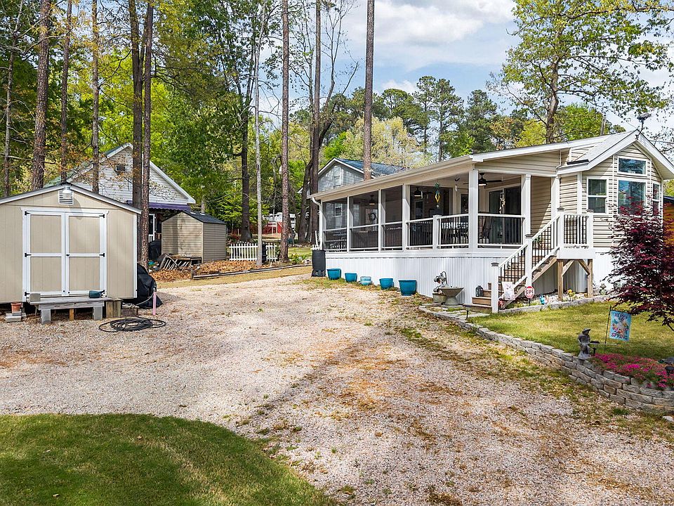 1st image of 107 Lightfoot Dr Lot 11721173