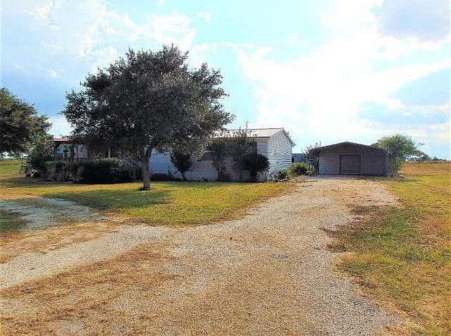 2nd image of 520 County Road 279