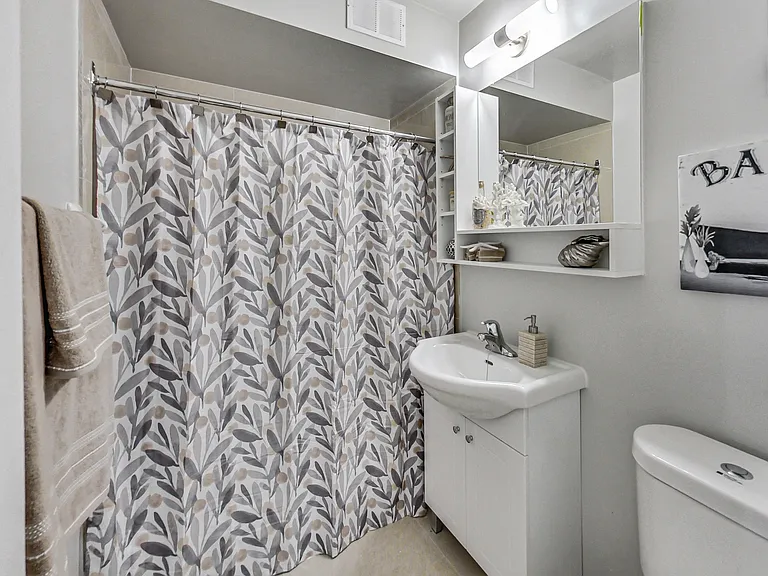 5 Elm Ave #217 — Photo 64