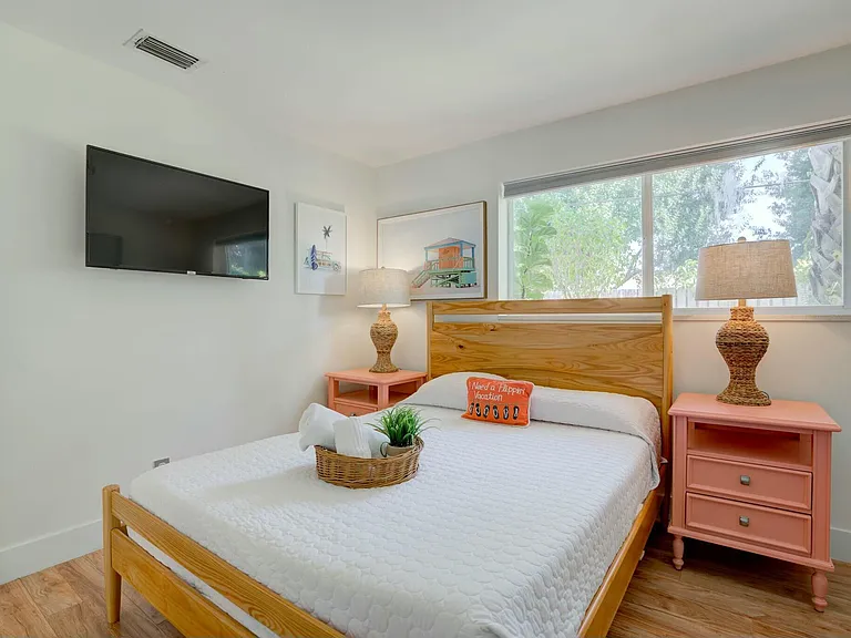 547 Marlin Rd — Photo 14