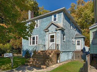 5 Oak St, Bronxville, NY 10528