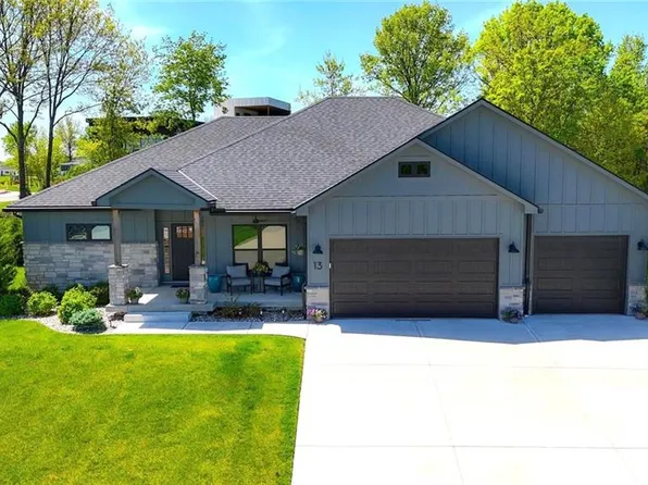 13 Tahoma Rdg, Lake Winnebago, MO 64034