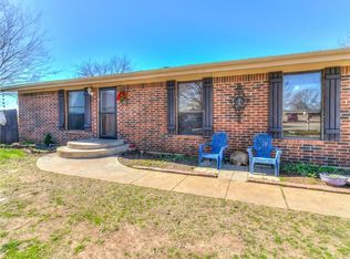2100 Memphis Dr, Norman, OK 73071
