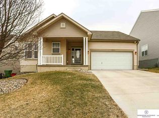 15509 King Cir, Bennington, NE 68007