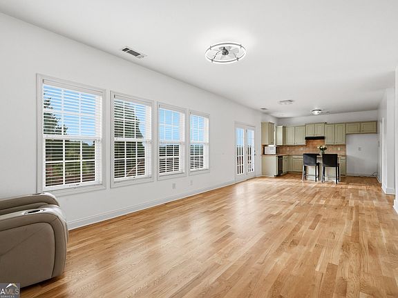 5th image of 6911 Pierless Ave