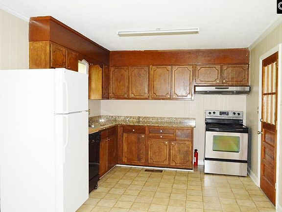 3rd image of 2606 Riverland Dr