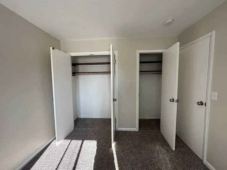 6995 W 200 N #11 — Photo 23