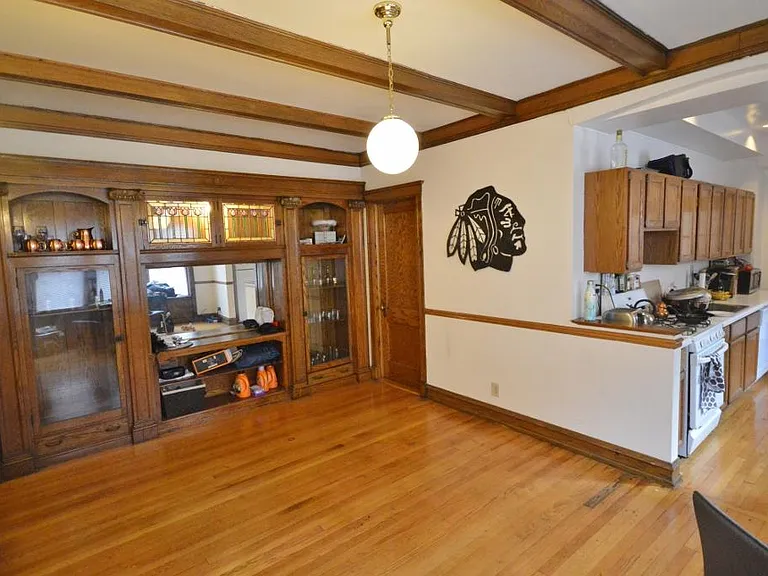 845 W Sheridan Rd #2 — Photo 2